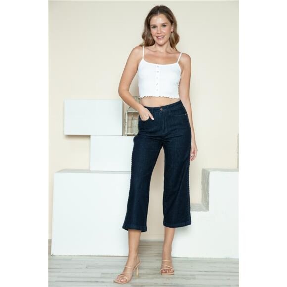 NWT ⭐ Just Dropped! ⭐ NWT Judy Blue Side Seam Braid Detail Crop Wide Leg Jeans - Picture 4 of 11